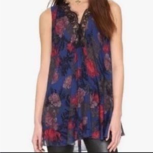 FREE PEOPLE Lace Top
